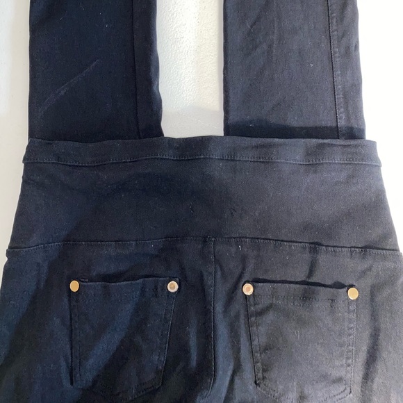 Black pants - Picture 2 of 2